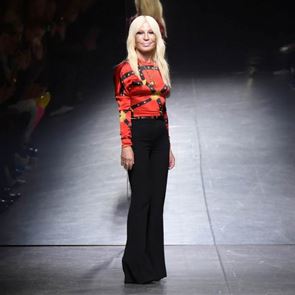 Донатела Версаче напуска модния лейбъл