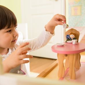 DIY къща за кукли – не, благодаря