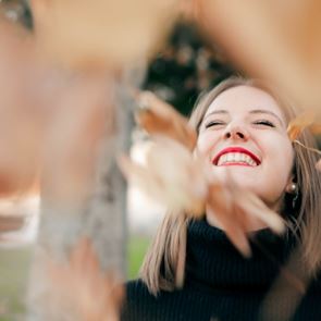 Модни аксесоари за есента: какво да имате в гардероба си