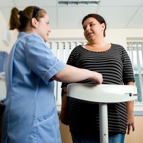 Наднорменото тегло увеличава риска от &lt;em>рак&lt;/em> с до 70%