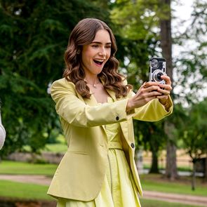 Страхотни новини за &quot;Emily in Paris