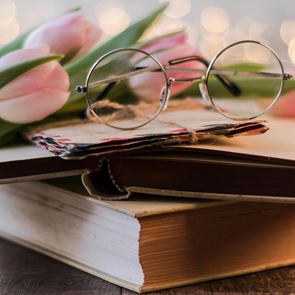 Заглавията на този месец