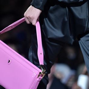 Анархичен блясък от Vivienne Westwood и Андреас Кронталер