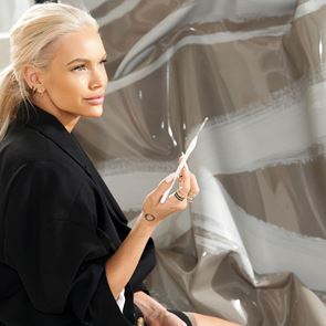 "Ensemble: A Circle of Creators" – когато изкуството създава общност