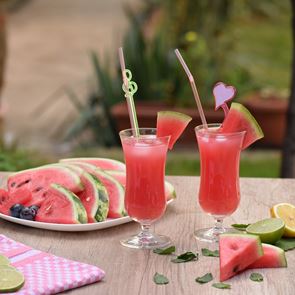 Коктейл с диня за прохладно лято