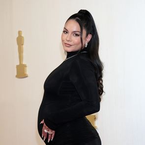 Ванеса Хъджънс обяви бременността си на червения килим