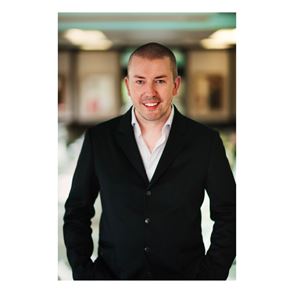 Асен Дешев: Парфюмите са и консуматив, и специална покупка