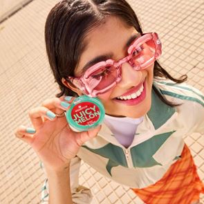 So juicy, so you! Добре дошла в най-сочната бюти вселена на essence