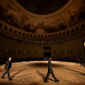 Новата мъжка колекция на Saint Laurent е вдъхновена от литературата