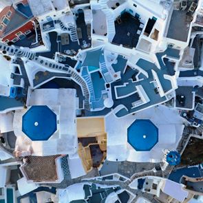 Пътуваме из (не)познатите дебри на Санторини