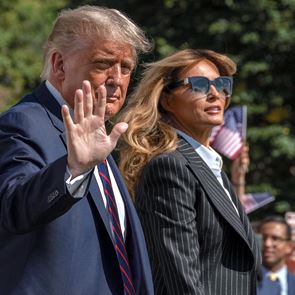 Доналд и Мелания Тръмп са с коронавирус