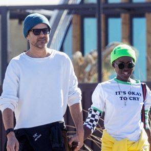 Love is in the air! &lt;em>Джошуа&lt;/em> &lt;em>Джаксън&lt;/em> и Лупита Нионго са заедно