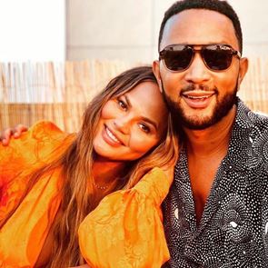 Джон Леджънд и Криси Тейгън разкриха пола на третото си дете