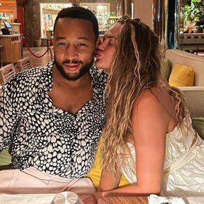 Криси Тейгън и Джон Леджънд за голямата болка