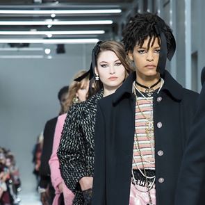 Métiers d’Art не можеше да бъде повече Chanel