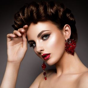 Сбогом, летен &lt;em>тен&lt;/em>, добре дошли бронзиращи пудри!