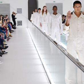 Протест на ревюто на &lt;em>Gucci&lt;/em>: какво се случи и какви ще са последствията?