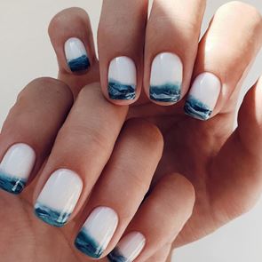 На вълните на лятото – маникюр за плажа