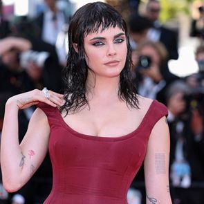 Метаморфозата на &lt;em>Кара&lt;/em> &lt;em>Делевин&lt;/em> в Кан