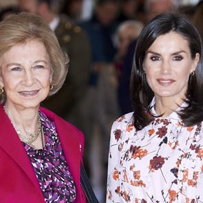 Вечно лято: кралица Летисия в рокля на &lt;em>Hugo&lt;/em> &lt;em>Boss&lt;/em>