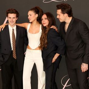 Семейство <em>Бекъм</em> празнува Великден на яхта в Маями