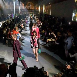 Влюбихме се в парижкото рандеву на &lt;em>Valentino&lt;/em>