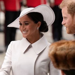 Принц Хари и Меган Маркъл се завърнаха на Острова