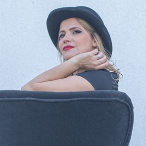 Право в сърцето на Гери Турийска