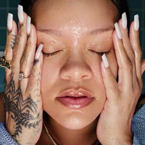 Как се промени beauty рутината на Риана след майчинството