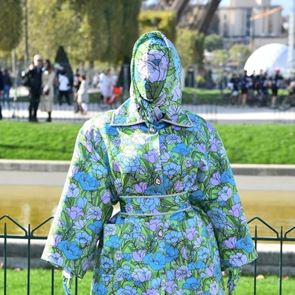 Карди Би взриви Седмицата на модата в Париж с повече от дръзка визия