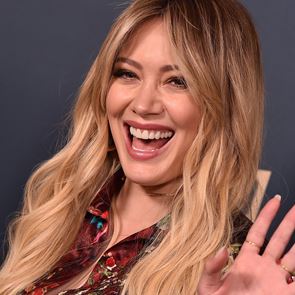 Хилари Дъф оглавява продължението на &quot;Как се запознах с майка ви