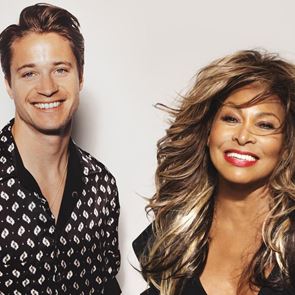 Тина Търнър отново е на върха на класациите