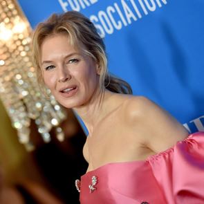 Рене Зелуегър се снима без грим за корица на известно списание