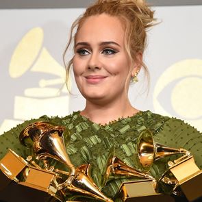 Адел смята, че никога няма да достигне EGOT