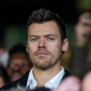 &lt;em>Хари&lt;/em> &lt;em>Стайлс&lt;/em> е отново сам