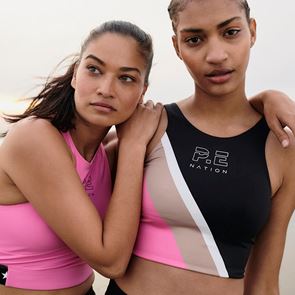 Покори града със спортно облекло. Сега така е модерно