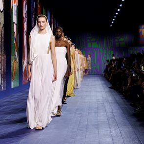 Christian Dior Haute Couture: Вдъхновение от античността