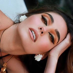 Любим Манхатън, любима Рейчъл Валори