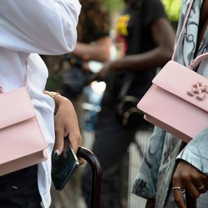 Още street style попадения от улиците на Париж