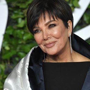 Крис Дженър изпя &quot;Jingle Bells&quot; с Кортни и Травис