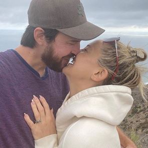 &lt;em>Кейт&lt;/em> &lt;em>Хъдсън&lt;/em> се сгоди за Дани Фуджикава