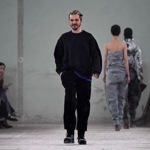 Глен Мартенс поема &quot;&lt;em>Maison&lt;/em> &lt;em>Margiela&lt;/em>&quot; след Джон Галиано