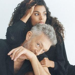 Тина Кунаки и &lt;em>Венсан&lt;/em> &lt;em>Касел&lt;/em> дебютират като дизайнери