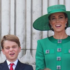 Кейт Мидълтън отбеляза рождения ден на <em>принц</em> <em>Джордж</em> с нов портрет