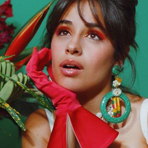 Камила Кабейо се завръща към латино корените си с нов албум