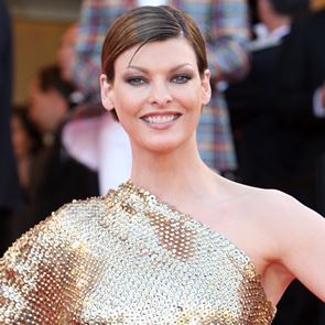 Линда Еванджелиста пуска своя книга