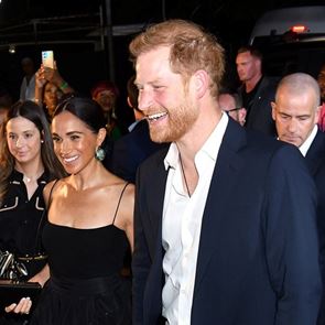 Принц Хари и Меган Маркъл споделиха коледната си картичка