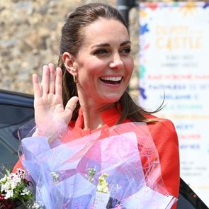 Открихме новата любима блуза на Кейт Мидълтън