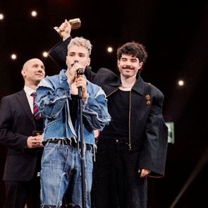 Група &quot;Молец&quot; с платинен албум