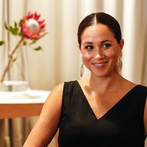 Патрик Дж. Адамс публикува редки снимки на Меган Маркъл